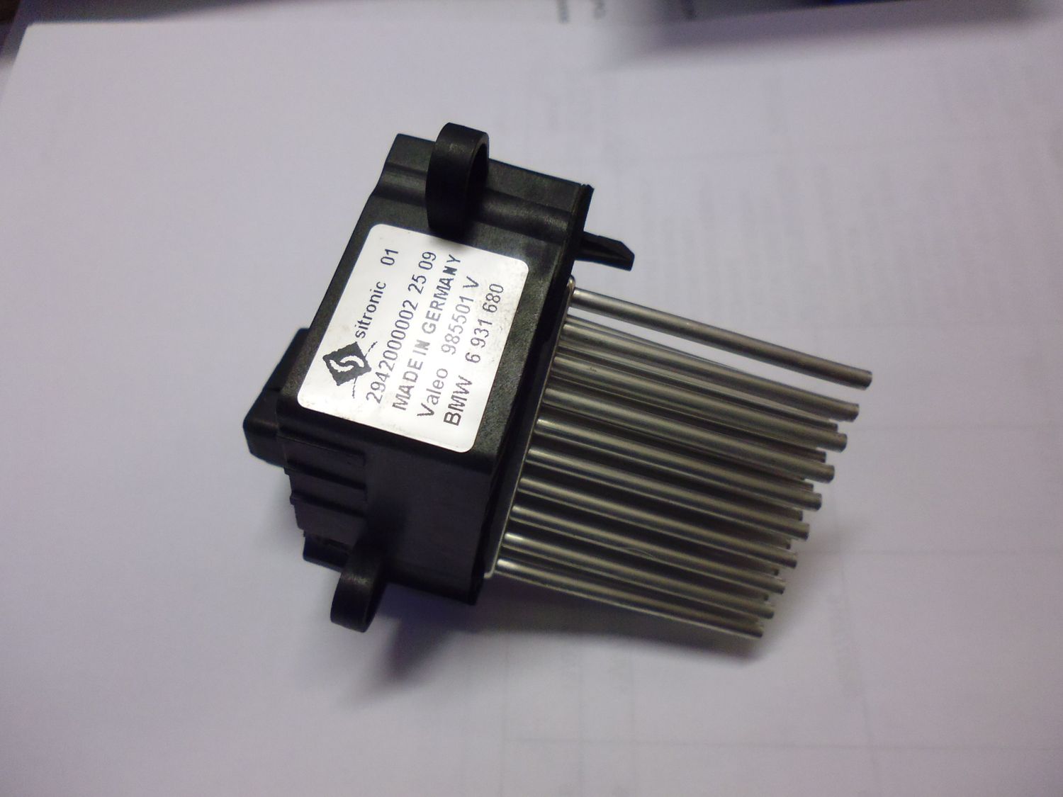 Resistenza ventilatore abitacolo BMW 525D originale BMW nuova.