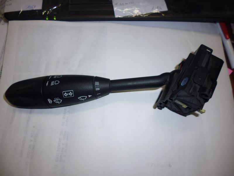 Devioluci Mercedes CLS e Slk codice A1715402245.