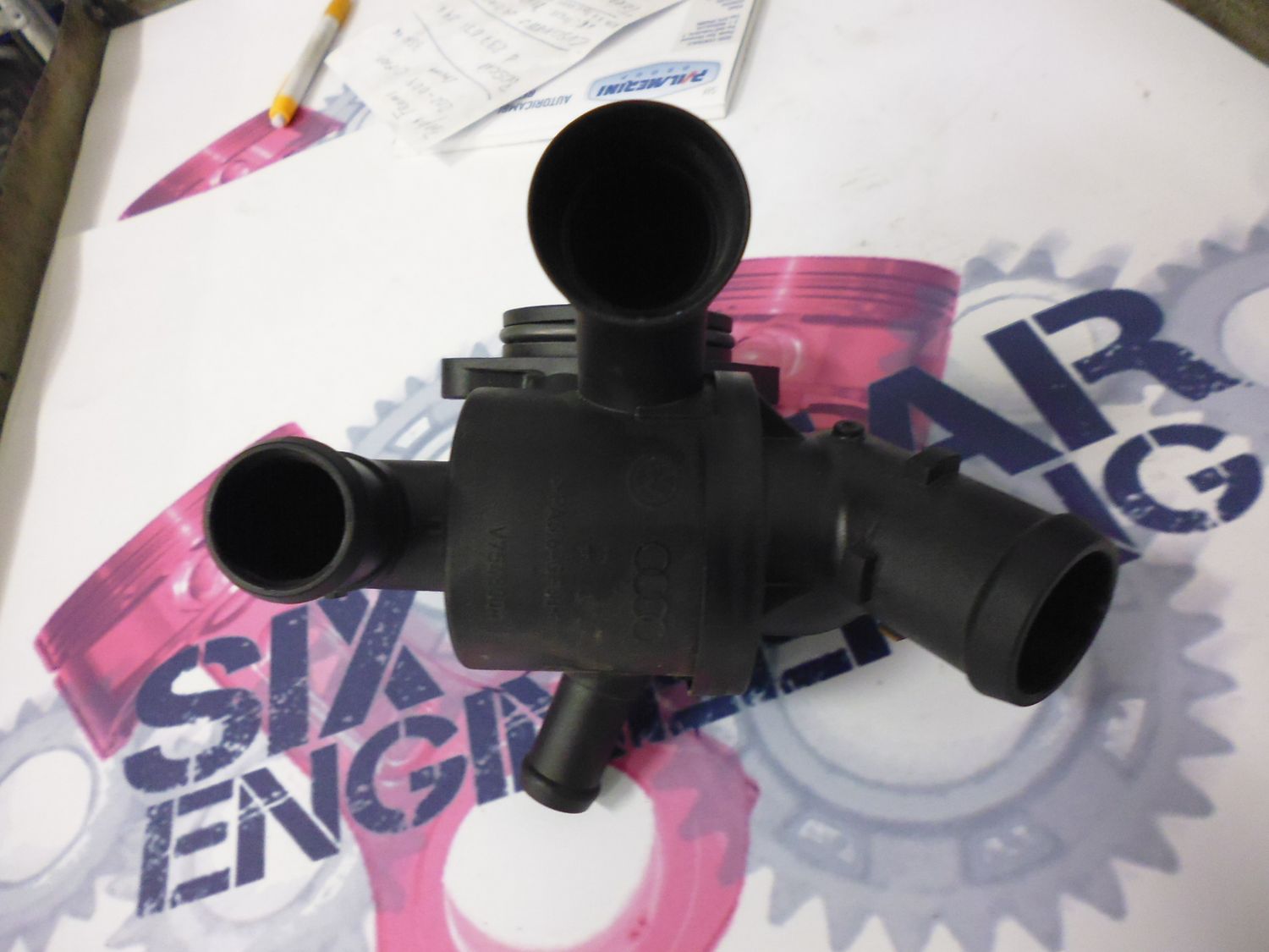 Termostato Volkswagen Audi 1600 TDI 03L121111S.