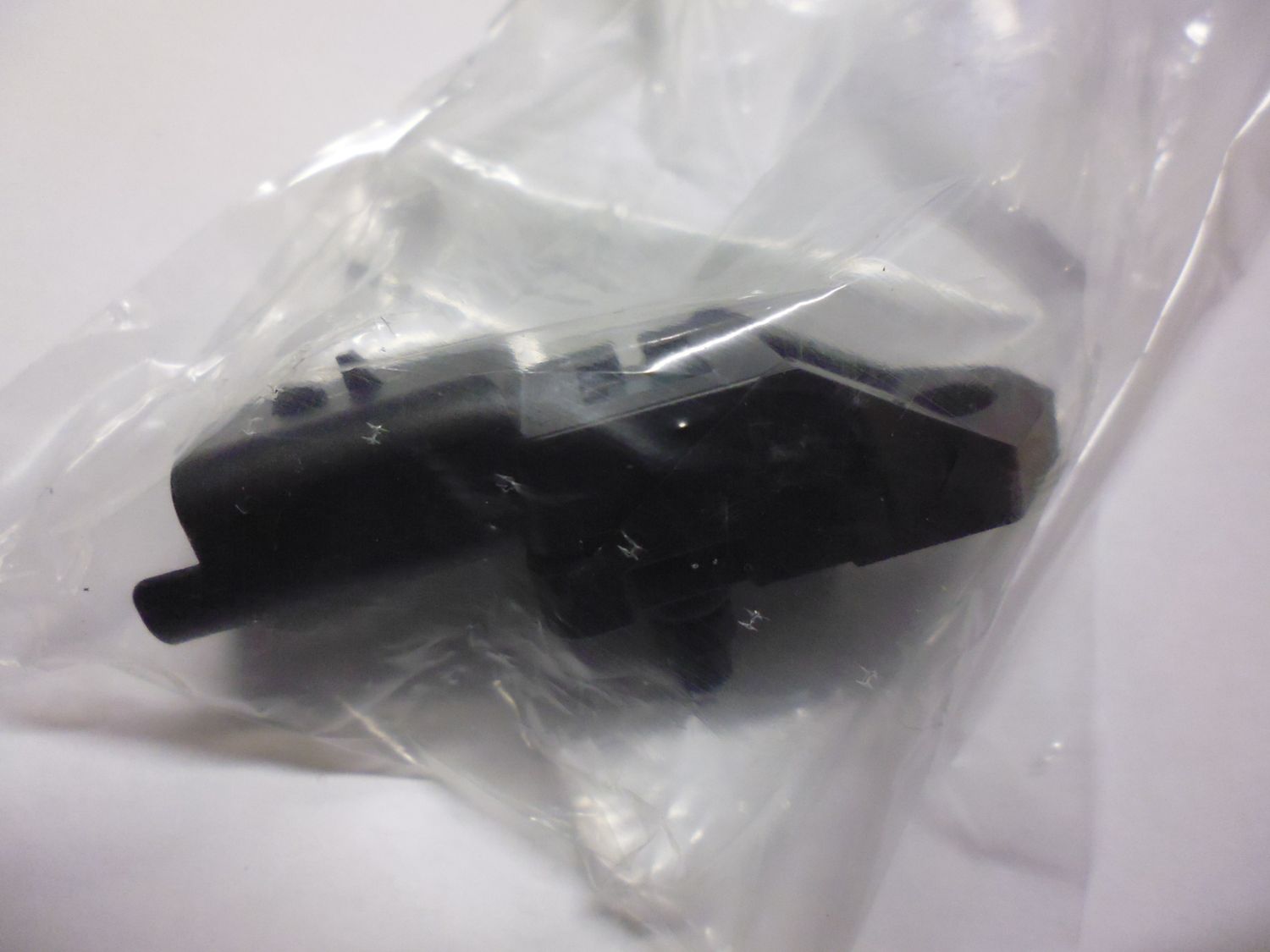 Sensore pressione collettore d'aspirazione ERA 550569. Nuovo. Sensore pressione collettore d'aspirazione ERA 550569. Nuovo.
