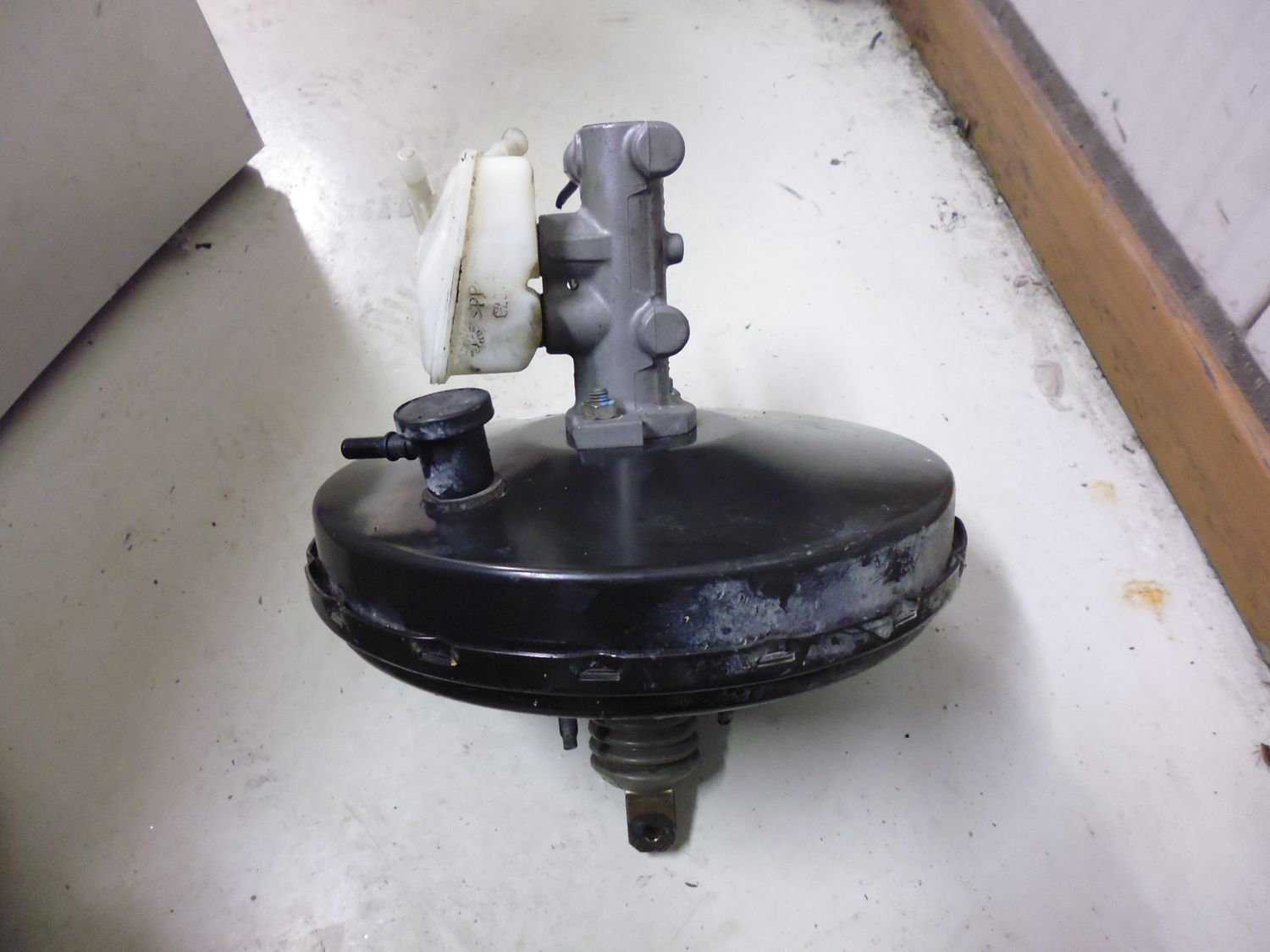 Servofreno Bosch 0204021660 per Citroen Xsara Picasso. Servofreno Bosch 0204021660 per Citroen Xsara Picasso.