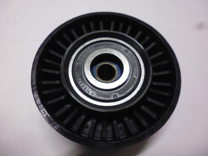 Smorzatore cinghia clima originale Volkswagen 03G145276.
