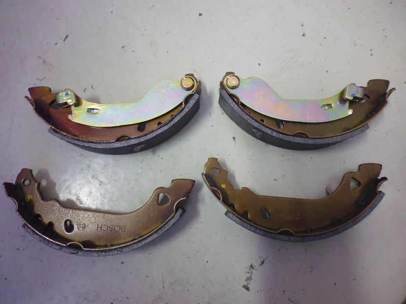 Ganasce freni posteriori Fiat 5890500 nuove.