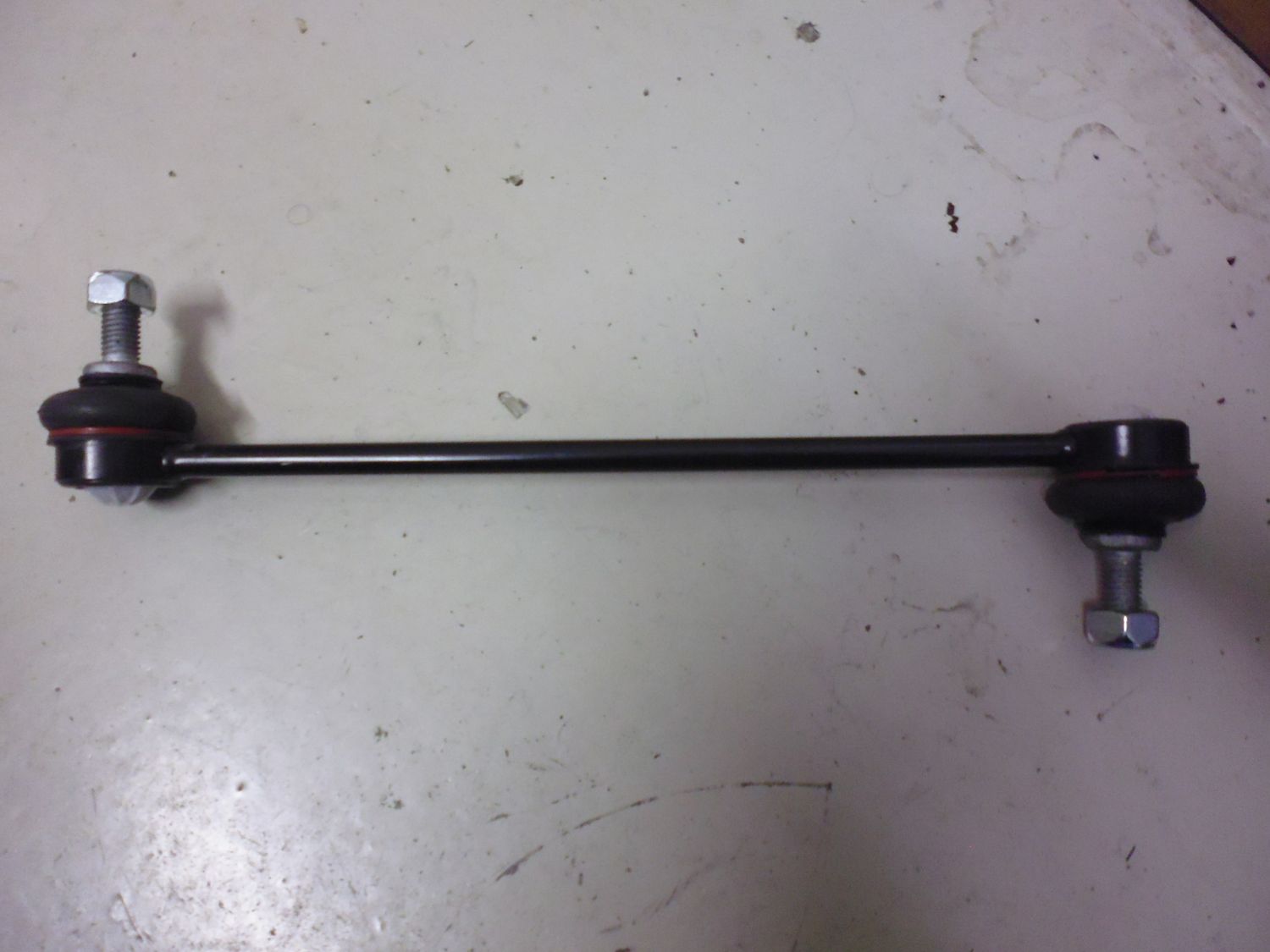 Tirante barra stabilizzatrice anteriore BMW srie 3 E46.