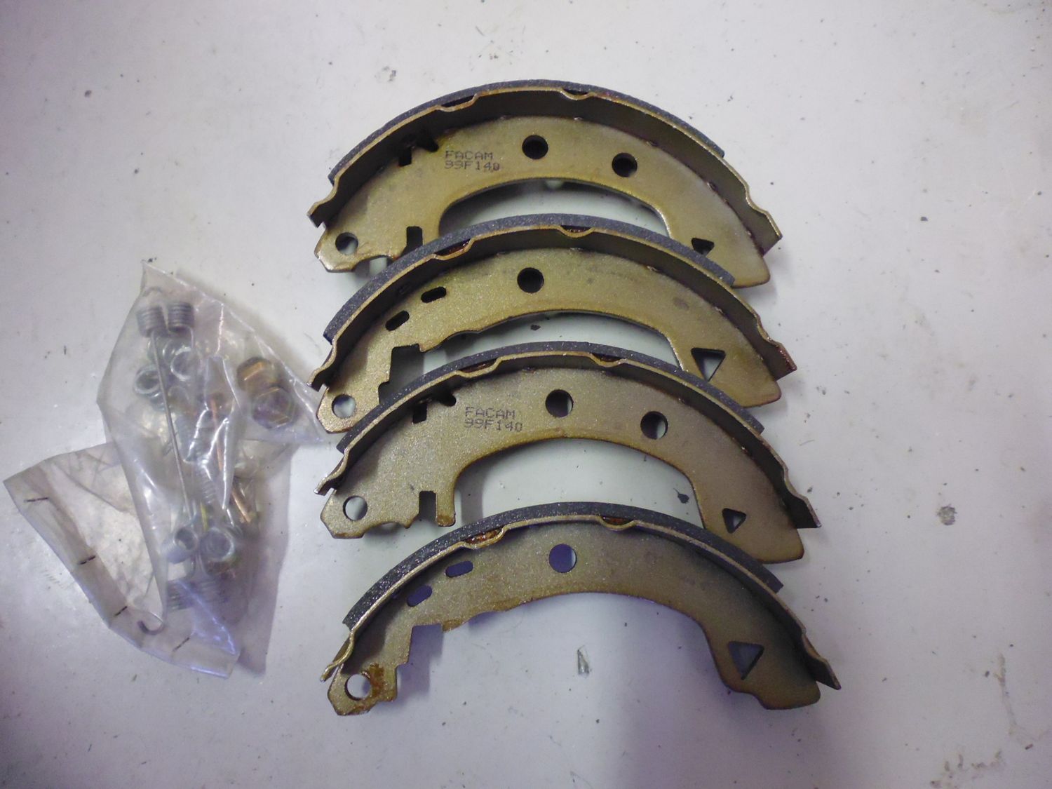 Ganasce freni Alfa Romeo 33 nuove.