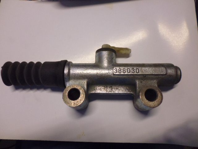 Pompa frizione d. 19,95 mm. CEI 280.129 per autocarro IVECO