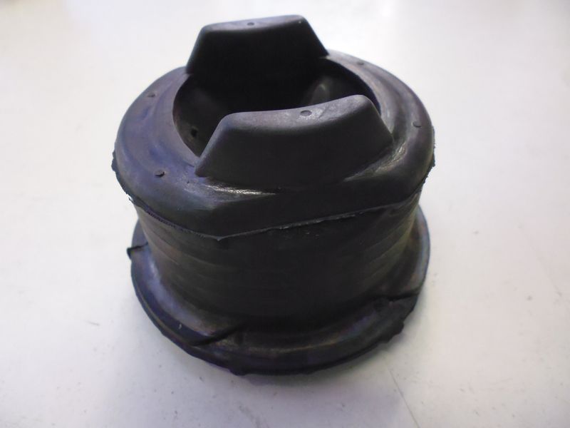 Supporto corpo assale posteriore Mercedes E W124.