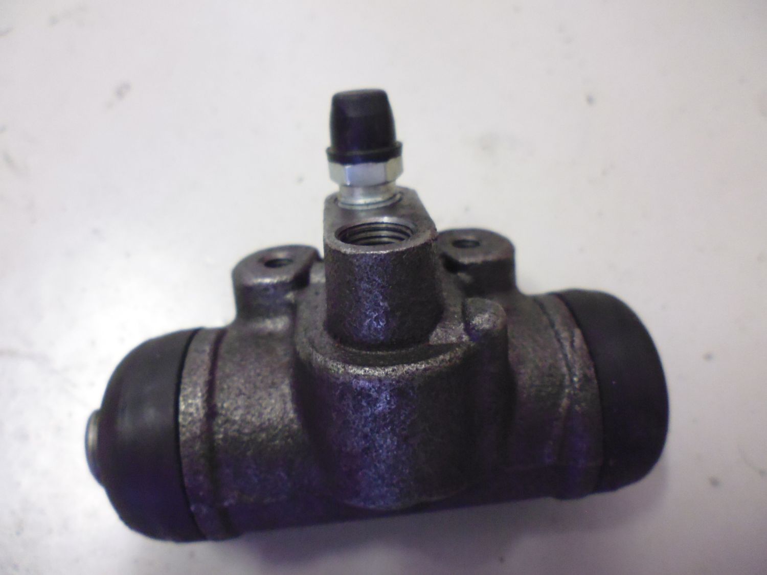 Cilindretto freno postriore sinistro RHIAG NT3387 per Suzuki Vitara Cilindretto freno postriore sinistro RHIAG NT3387 per Suzuki Vitara