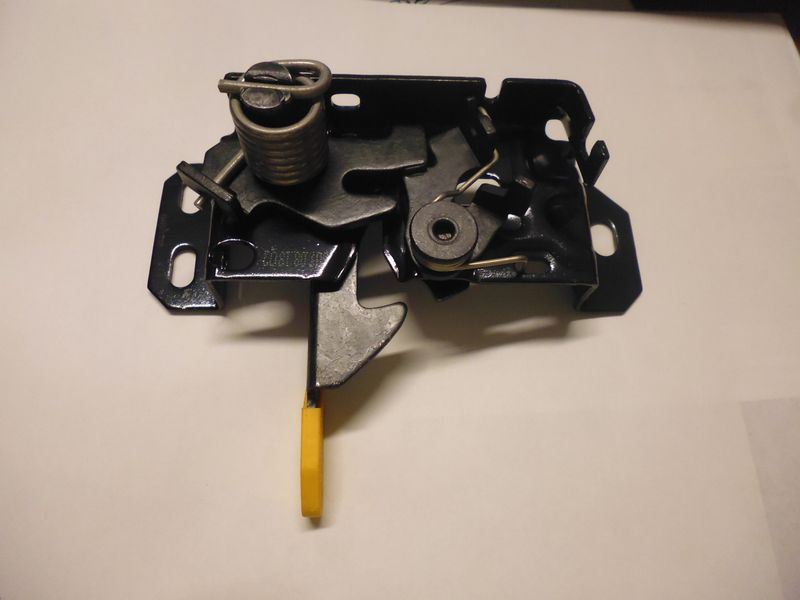 Serratura cofano anteriore originale Mercedes A2468800460 per Classe A B C CLA GLA