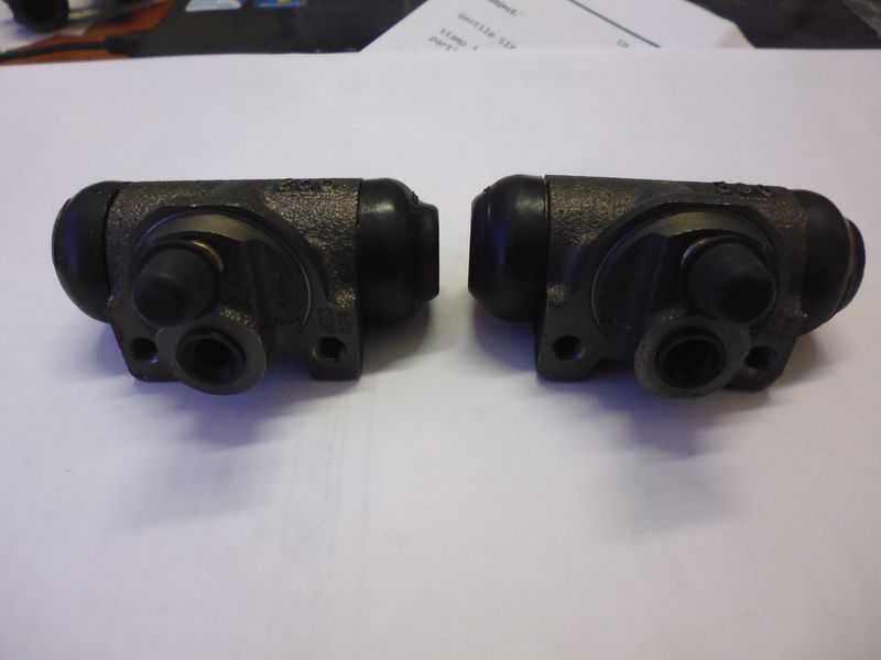 Cilindretti freni in coppia per Fiat Punto 176 codice 9945980, nuovi.