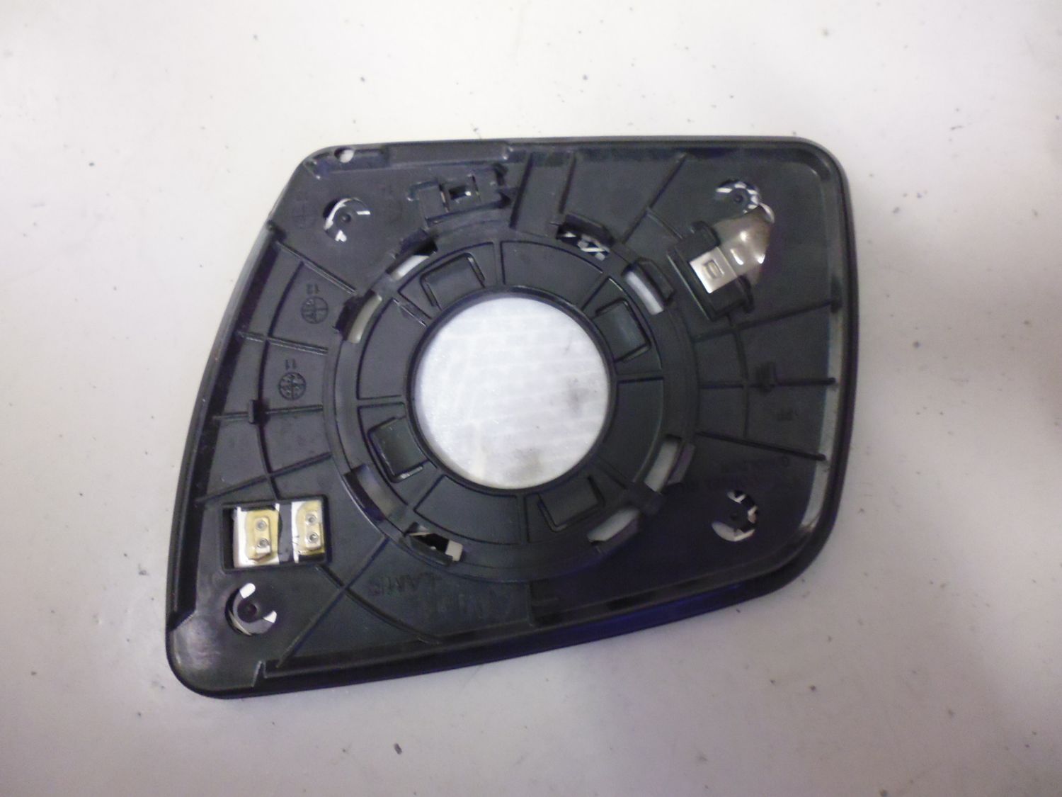 Vetro termico con piastra per specchietto esterno destro Kia Soul del 2009.