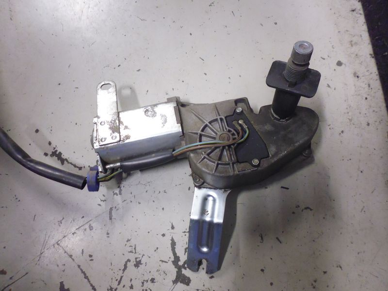 Motorino tergilunotto tergicristallo posteriore Fiat Panda 141 prima serie