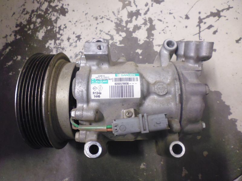 Compressore aria condizionata Sanden SD6V12 8200578856 Renault Twingo 1.2 benzina.