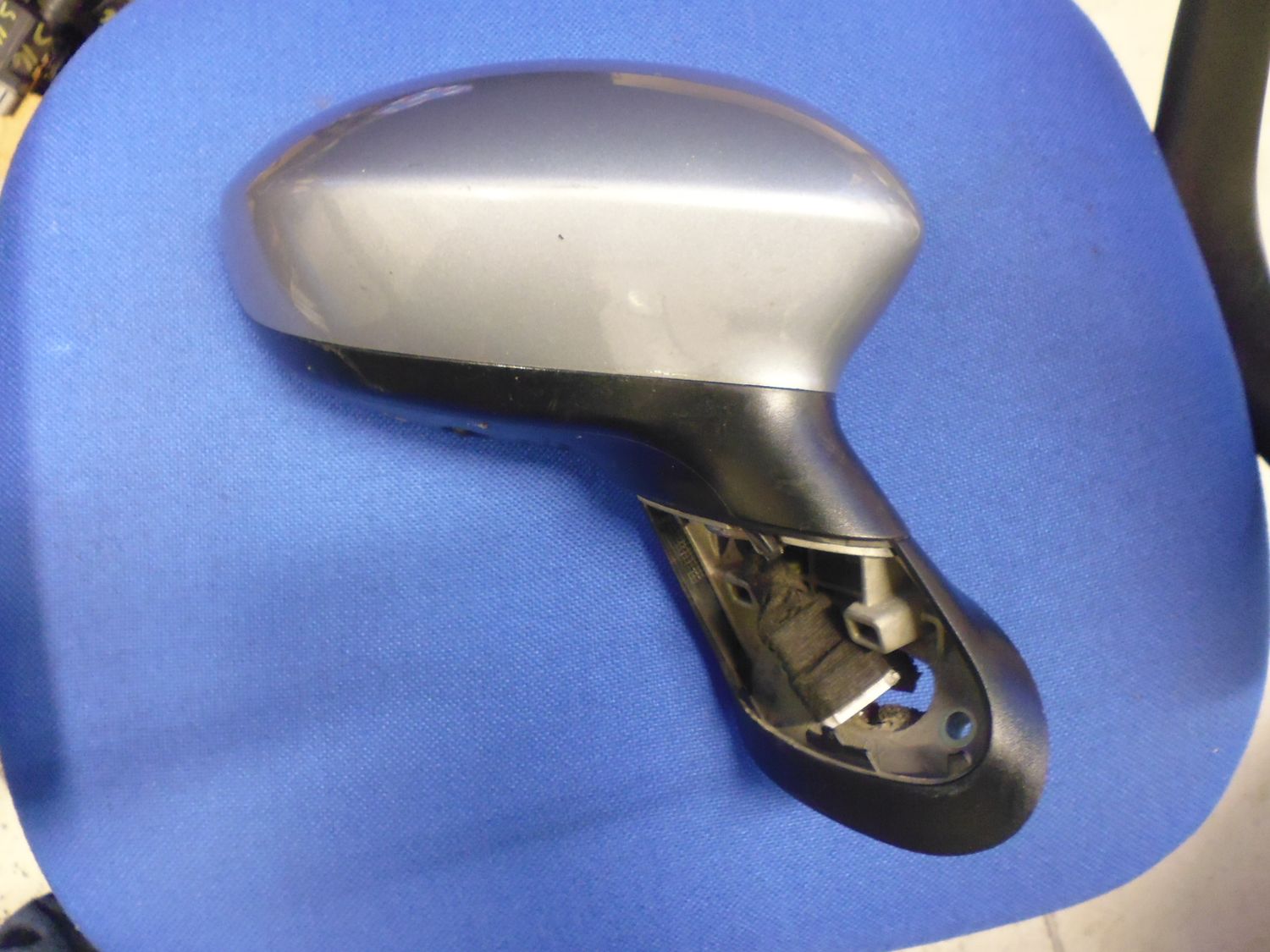 Specchietto esterno destro elettrico Fiat Grande Punto usato.