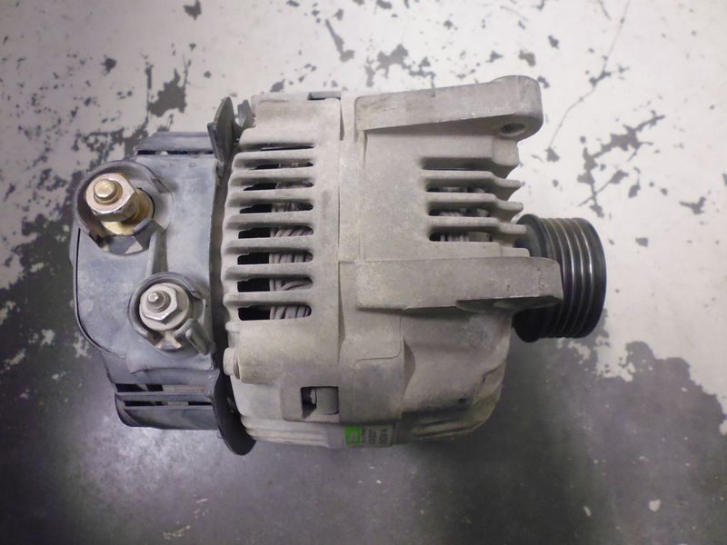 Alternatore Mercedes Classe A serie W168 codice 0111545602 90A 14V
