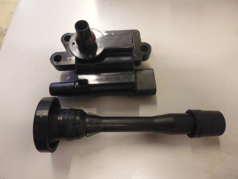 Bobina accensione RIDEX 689C0030 per Mitsubishi Pajero Pini.