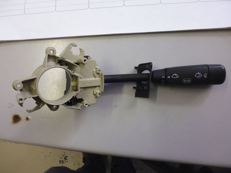 Devio leva comando tergicristallo  20354500107C45 Mercedes C200 Komporessor serie W203.