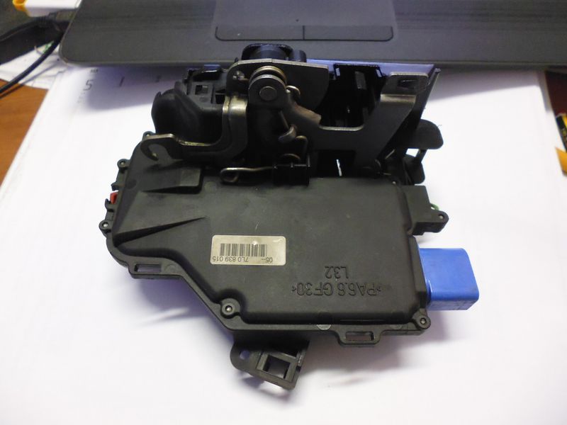Serratura posteriore sinistra per Volkswagen Golf 5.