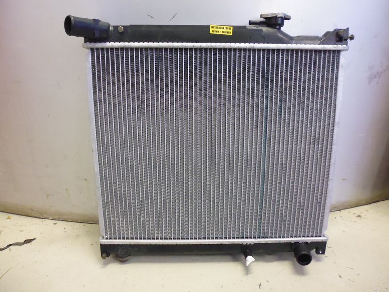 Radiatore raffreddamento motore AHE 129.045 Suzuki Grand Vitara I.