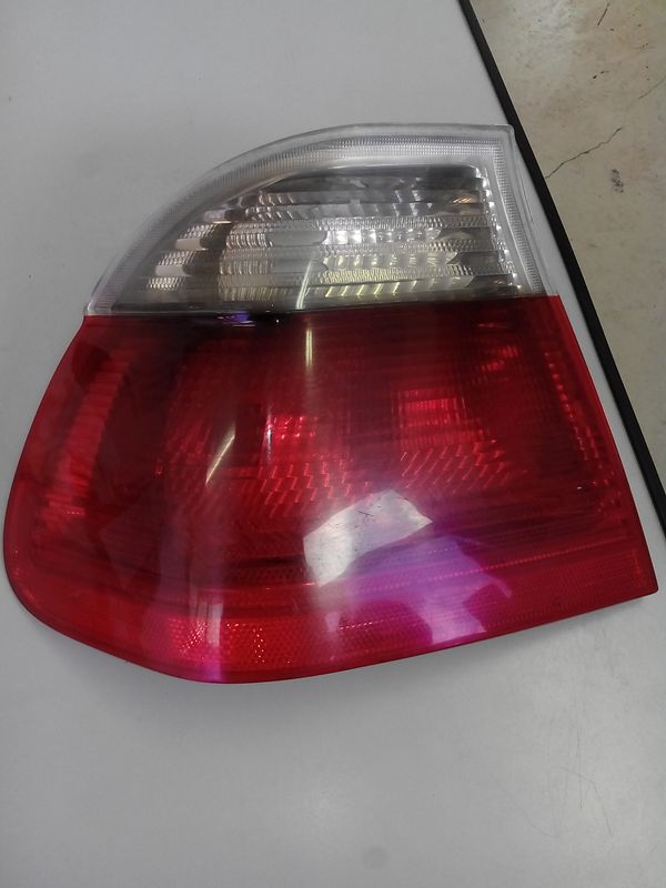 Fanale faro posteriore sinistro BMW E46 berlina. Usato.