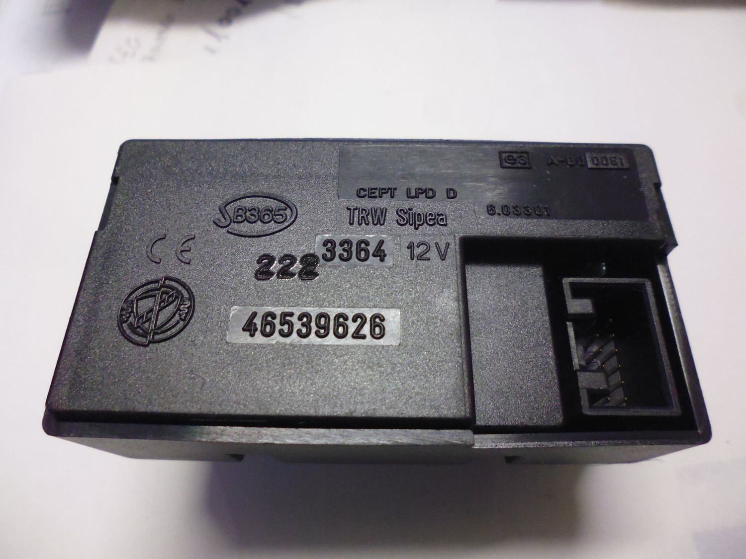 Centralina chiusura centralizzata 46539626 Fiat Multipla del 2002. Centralina chiusura centralizzata 46539626 Fiat Multipla del 2002.
