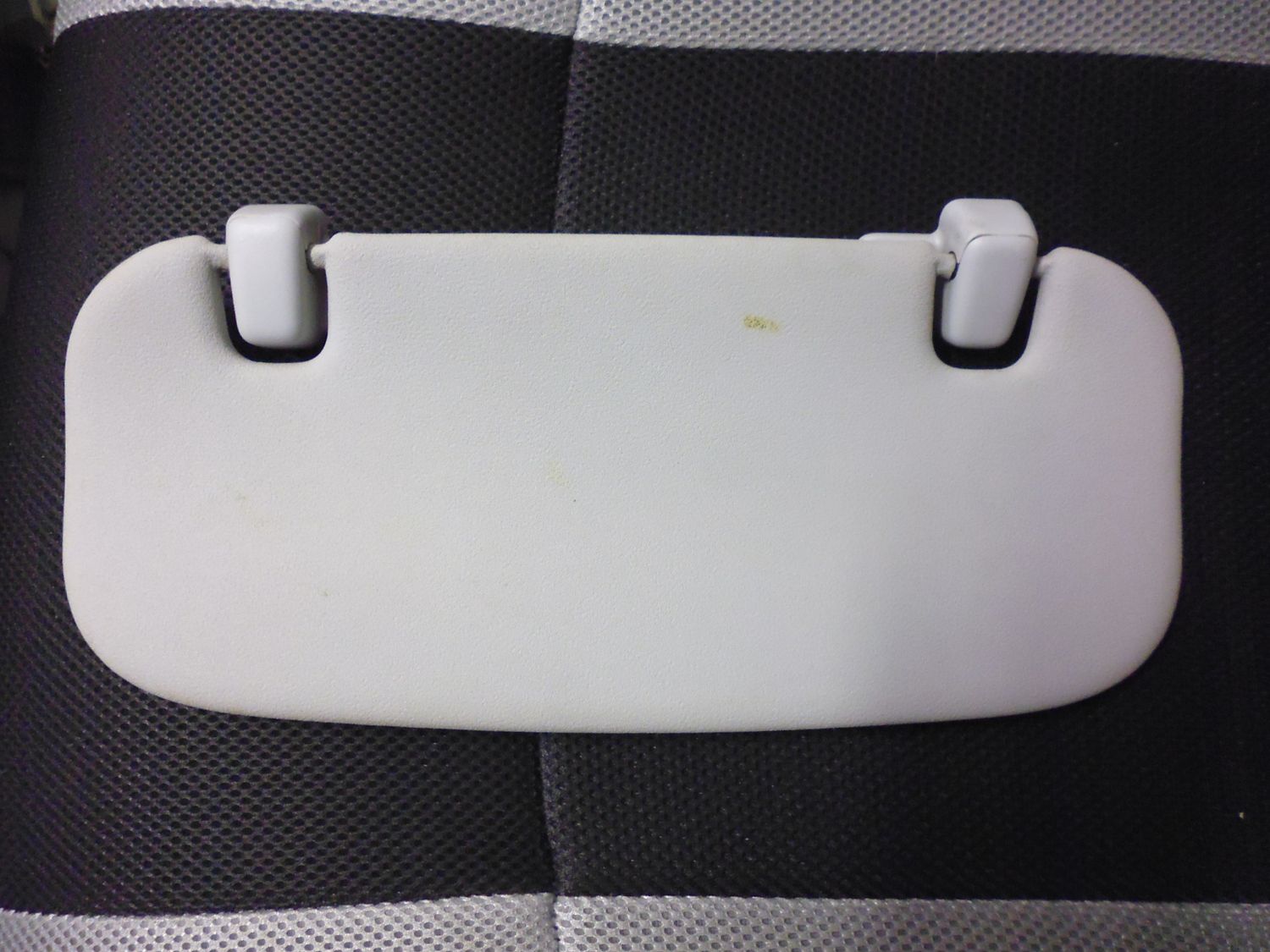 Pantina, aletta parasole centrale Mini Cooper 2008.