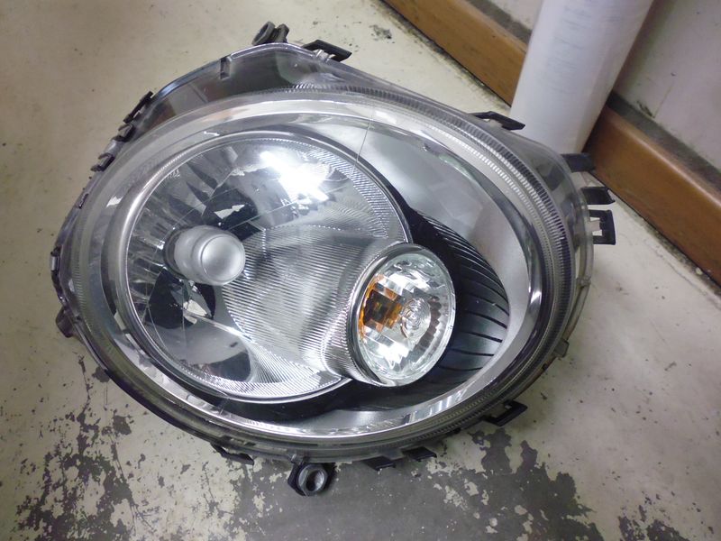 Faro usato anteriore destro Mini ONE/Cooper HBPO 162704-03.
