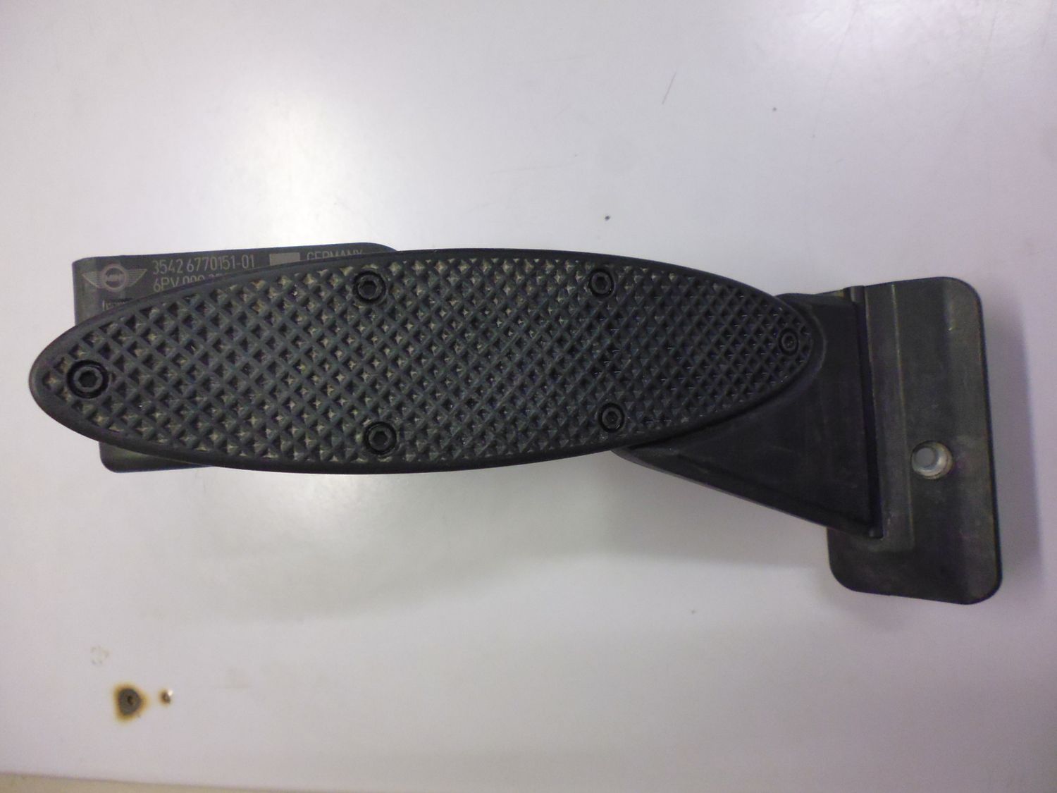 Pedale acceleratore Mini Cooper 1.6 benzina del 2008.