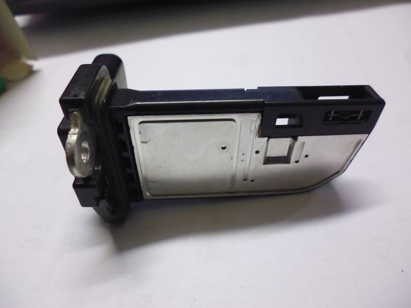 Debimetro misuratore massa aria vetture FORD e Volvo 12B579.