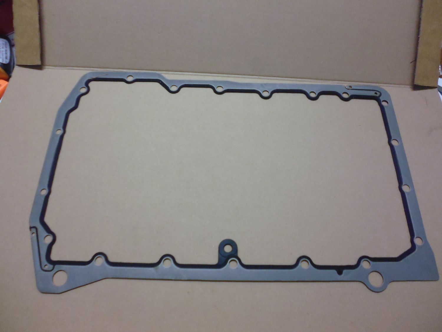 Guarnizione coppa olio BMW 11130139259. Nuova. Guarnizione coppa olio BMW 11130139259. Nuova.