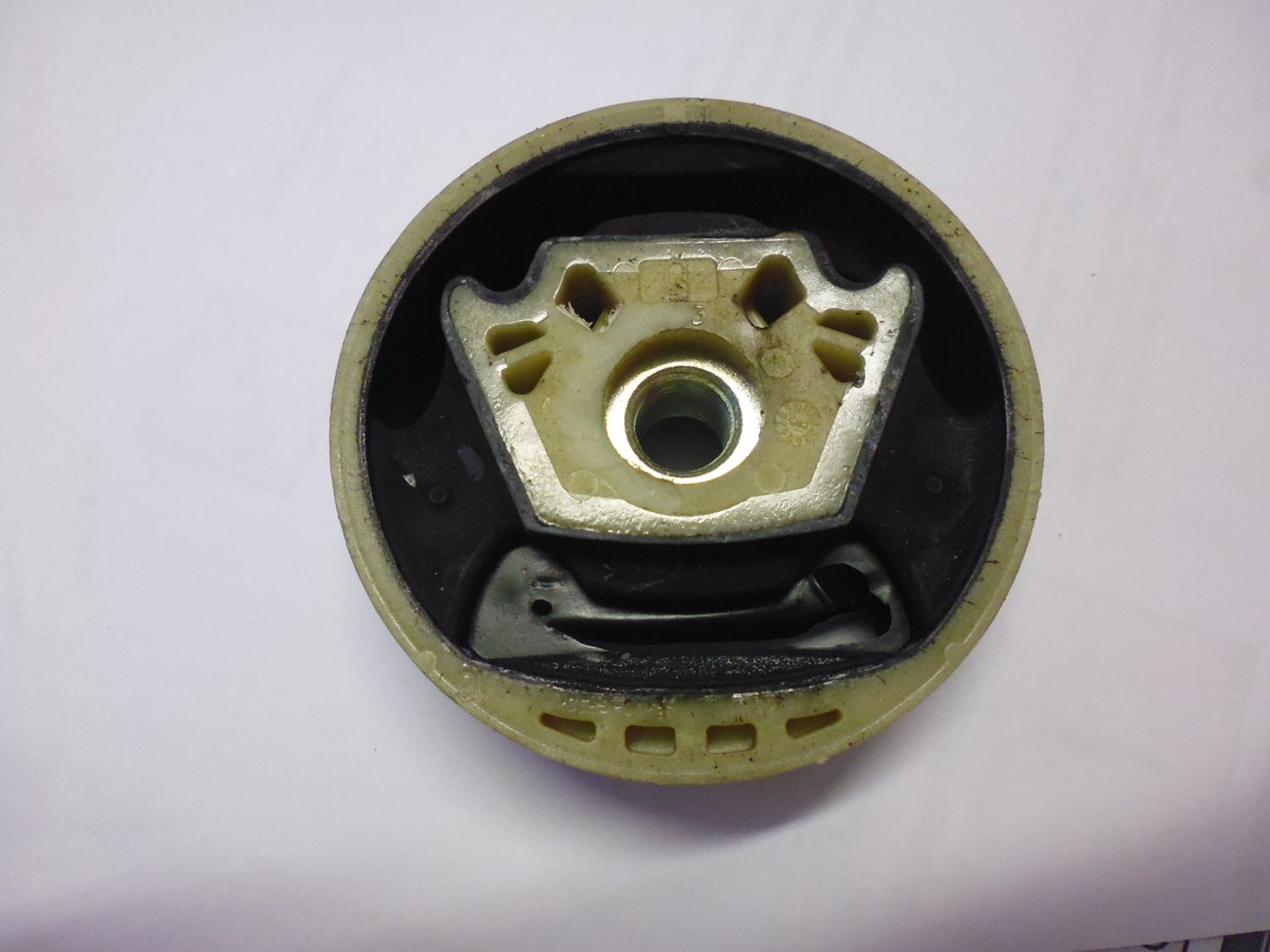 Supporto motore Corteco 80001310 per vetture gruppo Volkswagen.