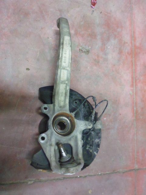 Mozzo anteriore sinistro con cuscinetti Mercedes ML 280 CDI W164.