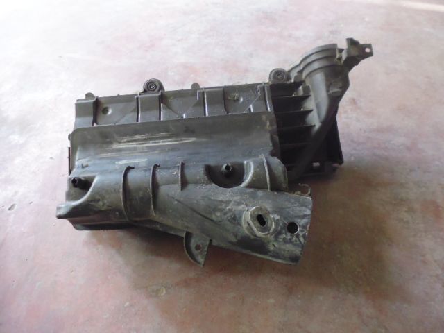 Scatola filtro aria Ford Fiesta Fusion 1.4 TDCI Peugeot 207 1.4 HDI 9647737680 9652987380