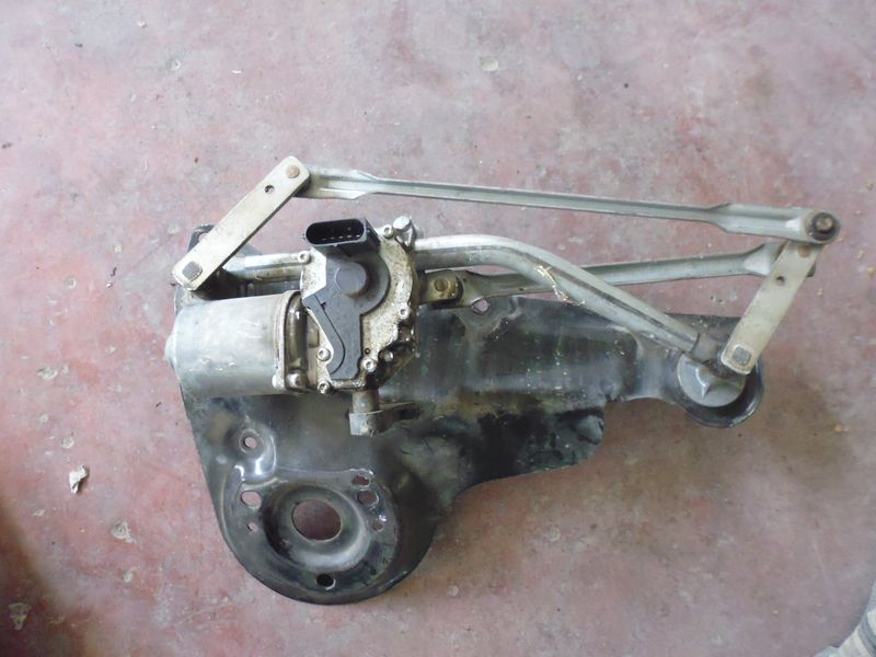 Motorino tergicristallo anteriore completo di tandem stampella leveraggio Ford Fiesta MK4 MK5 404.745