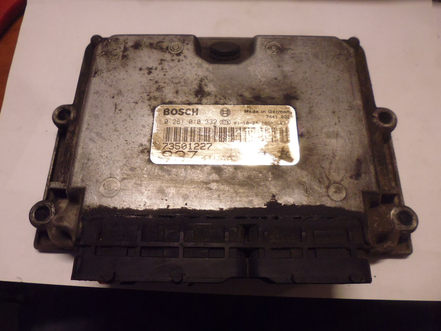 Centralina motore Bosch 0281010332 73501227 Alfa Romeo 147 1.9 JTD 115cv