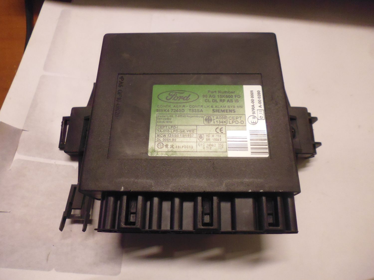 Centralina comfort 98AG15K600 FD 5WK47240D T83SA Ford Focus 1600 benzina MK1