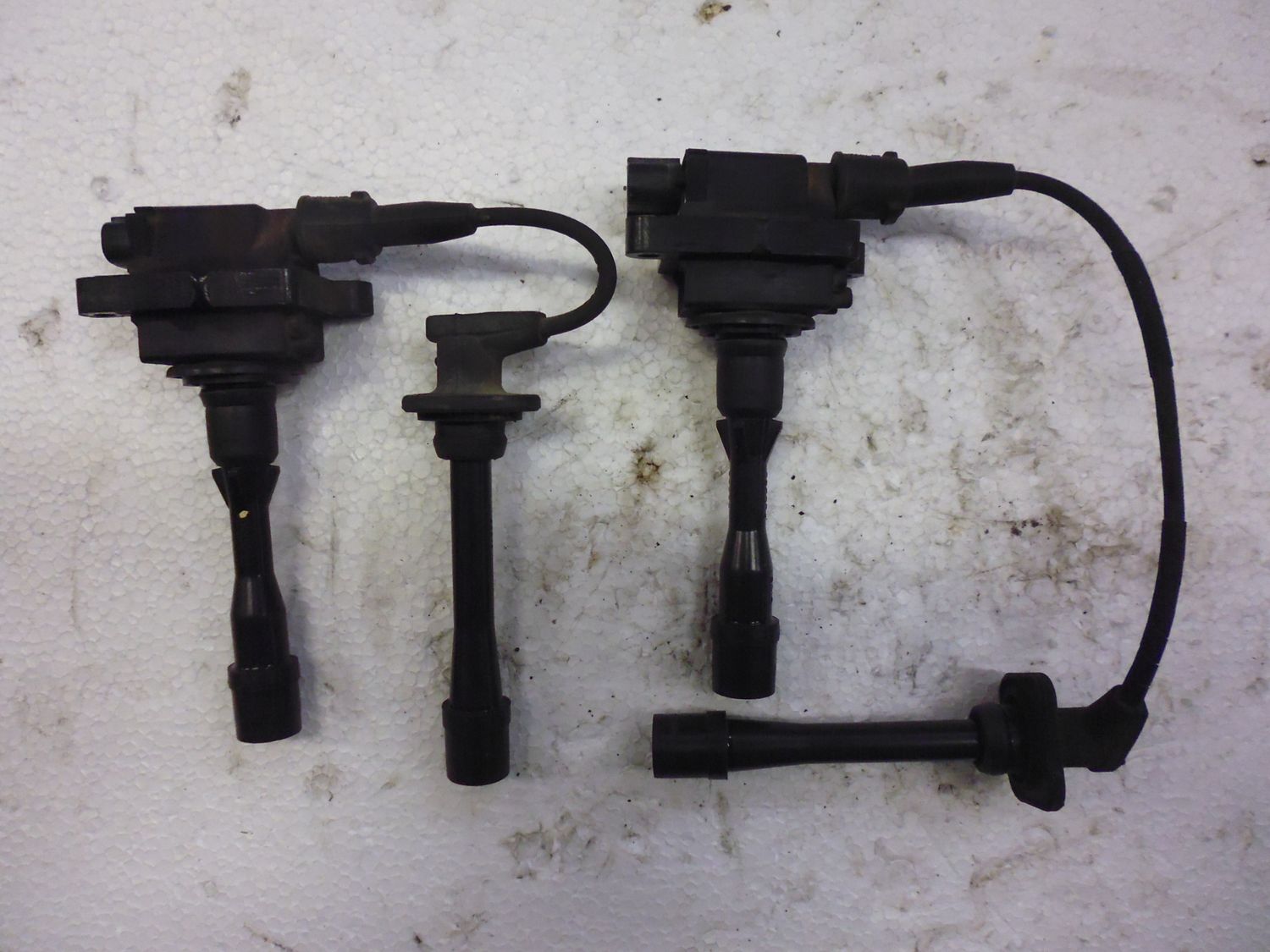 Bobine accensione 19500-87101 1950087101 Daihatsu Terios 1.3 del 2001. Bobine accensione 19500-87101 1950087101 Daihatsu Terios 1.3 del 2001.