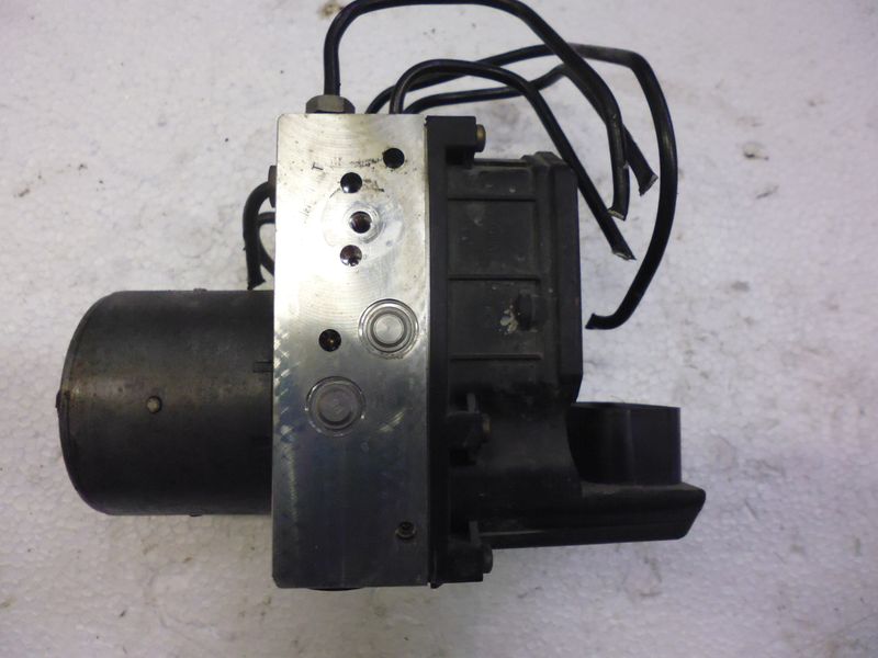 Centralina e pompa aggregato ABS Ala Romeo 147 1.9 JTD 16v codici 0265224083 0265900042