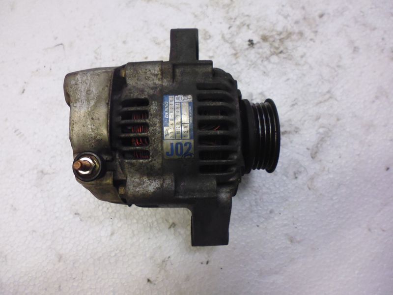 Alternatore Denso J02 27060-87402 Daihatsu Terios 1.3 benzina del 2001.