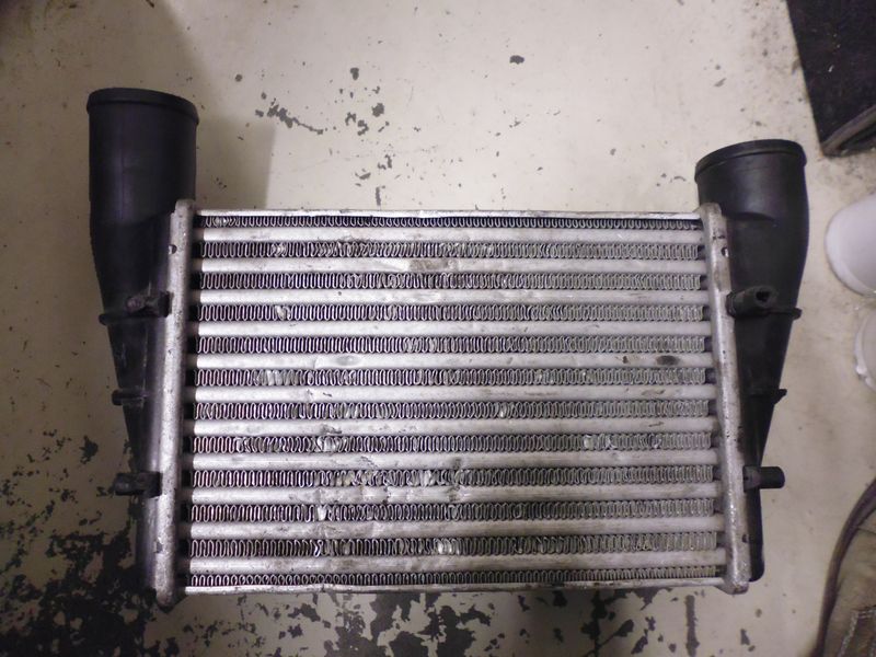 Intercooler Audi Volkswagen 058145805A per motore 1.9 TDI 81kw.