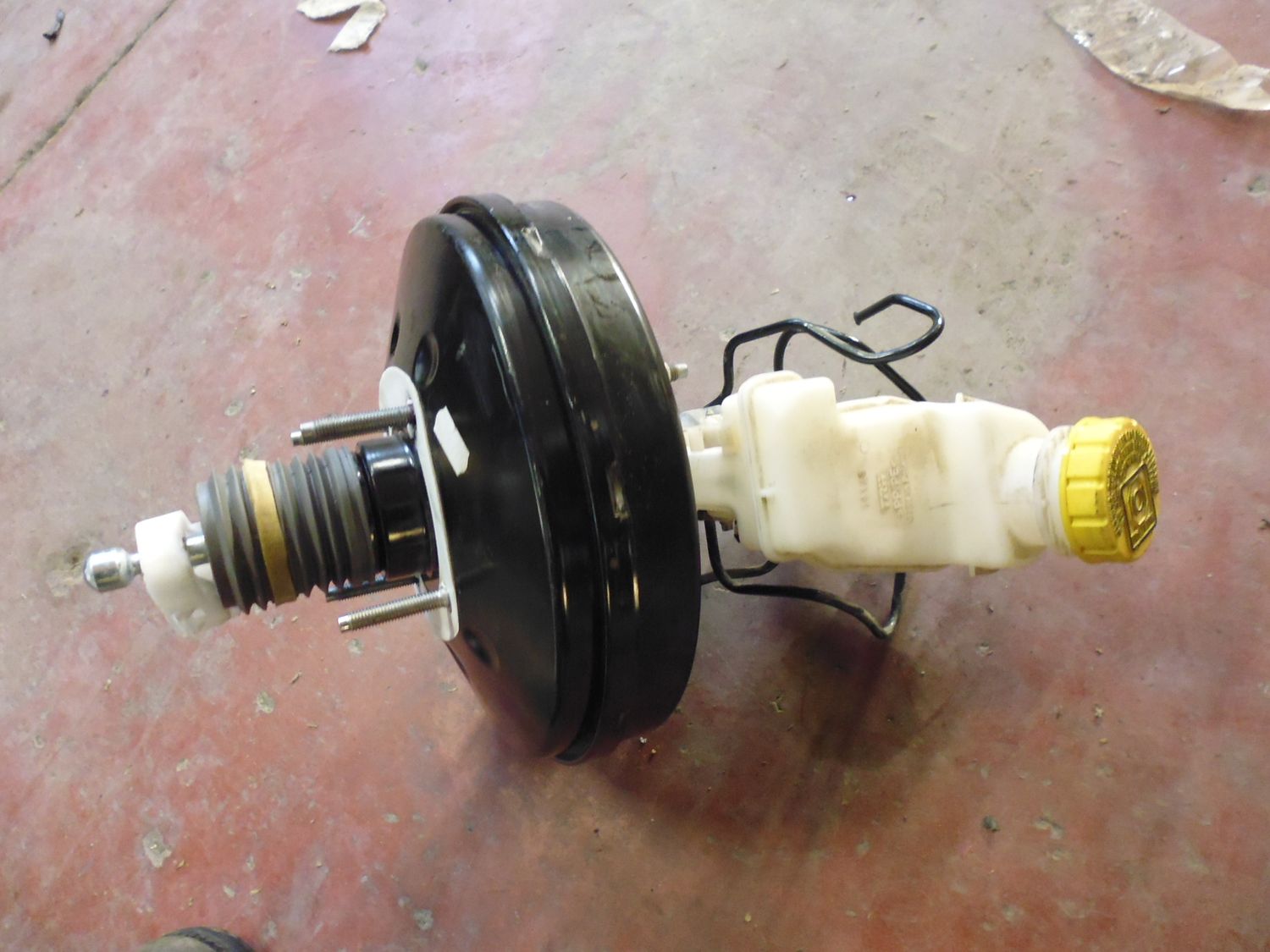 Servofreno con pompa e serbatoio 51854342 Fiat Panda 1.2 benzina 8v del 2018.
