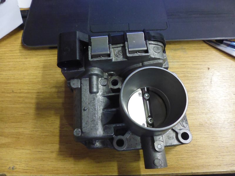 Corpo farfallato 55250461 originale per motore Fiat 1.2 8v 169A4000 Panda 500