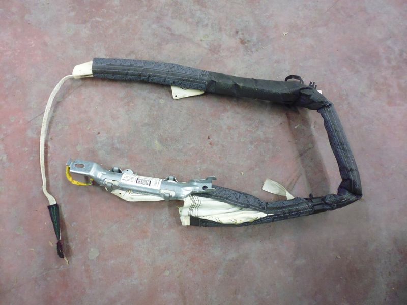 Airbag a tendina lato destro lato passeggero Fiat 500 del 2007 517829800 TRW 34024861A.