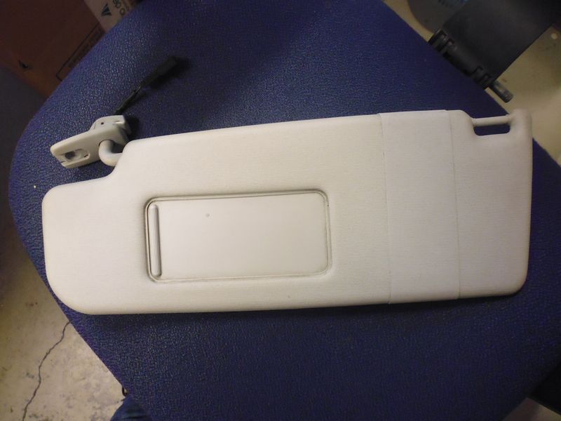Pantina aletta parasole sinistra Volkswagen GOL 5 IV 1k0857551D.
