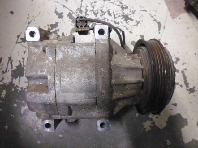 Compressore aria condizionata Denso SCS06C 442100-2062 per Toyota Yaris 1.3 cc.