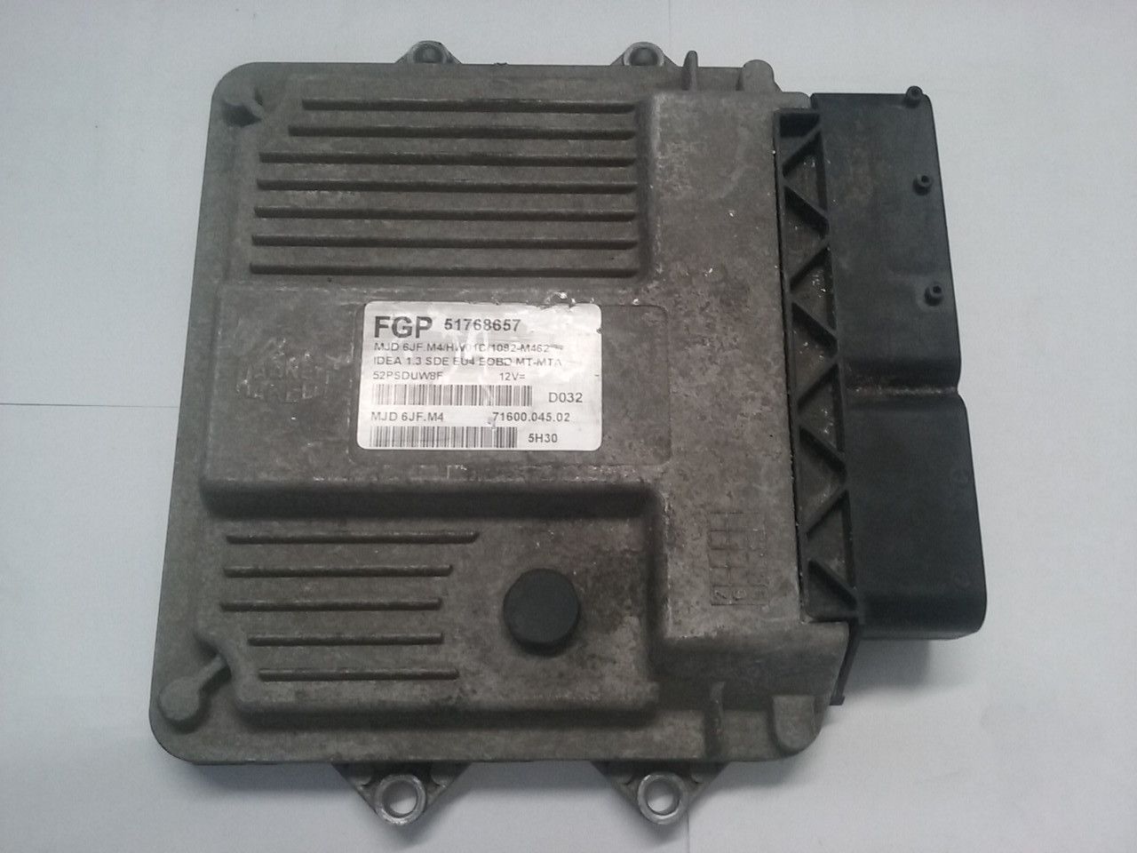 Centralina motore Fiat Idea Lancia MUsa 1.3 Mjt 51768657 MJD6JF.M4 Centralina motore Fiat Idea Lancia MUsa 1.3 Mjt 51768657 MJD6JF.M4