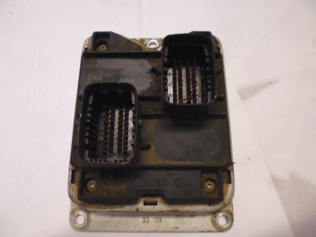 Centralina motore Bosch 0261204733 00467684660 Alfa Romeo 166 2.0 Twin Spark. Centralina motore Bosch 0261204733 00467684660 Alfa Romeo 166 2.0 Twin Spark.