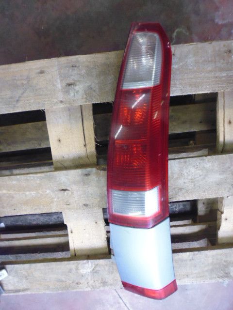 Faro fanale posteriore destro lato passeggero Opel Meriva prima serie.