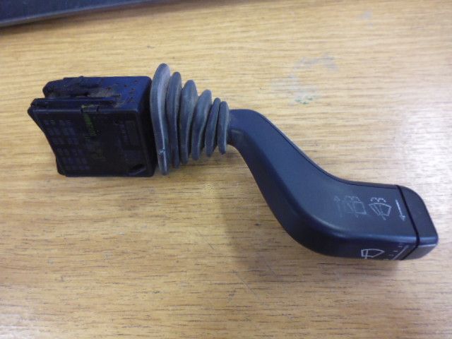 Devio Tergi Tergicristallo Leva Destra Opel Meriva A 09185417