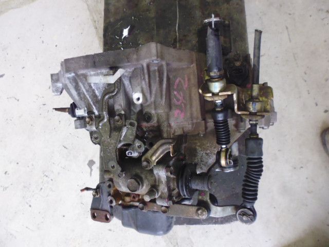 Cambio meccanico Toyota Yaris motore 2NZFE 1.3 cc 16v 63kw.